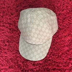 Gucci hat